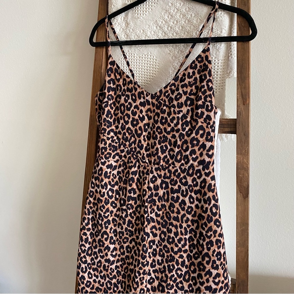 NWOT Likely Brown Leopard Print Front Slit Midi Dress - Picture 2 of 4